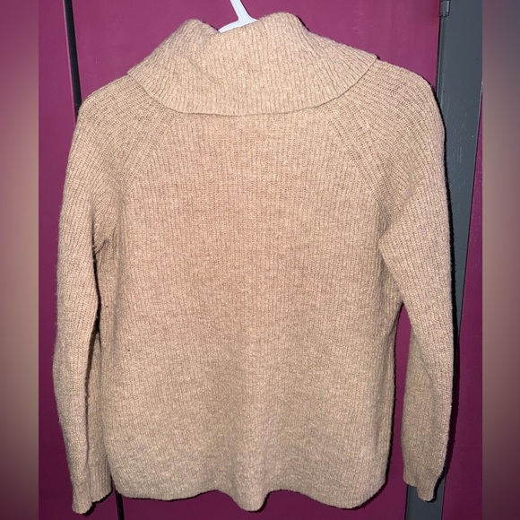 Woman’s Wool Tahari Tan Cowl Neck Sweater - Picture 2 of 6